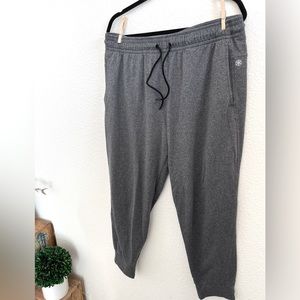 Gaiam Restorative Joggers Ms XL Barely Worn
